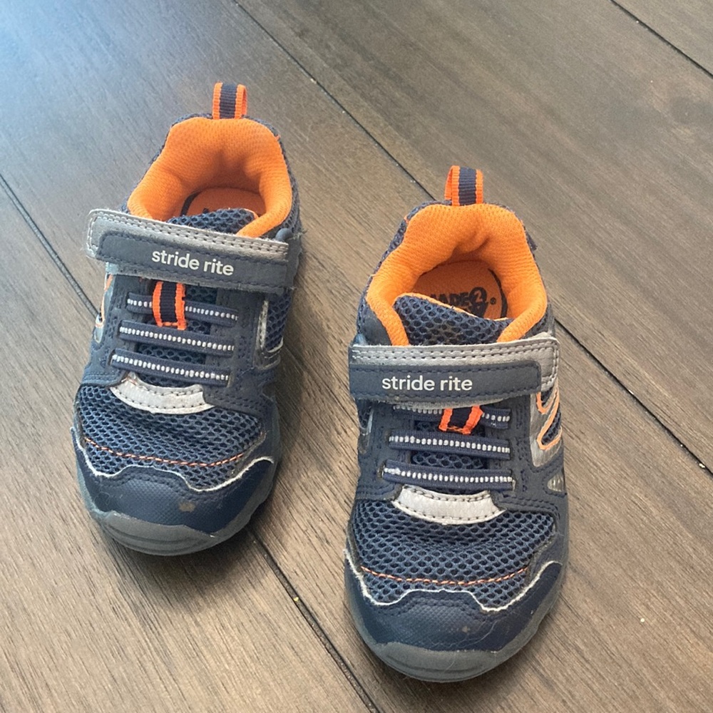 Stride Rite Toddler Tennis Shoes Size 7